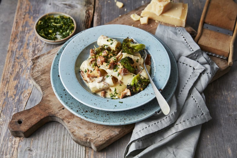 Kermainen_kantarellpasta_0721_LennartWeibull_RF-800x553