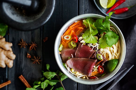 Pho soppa med smakrik renfile
